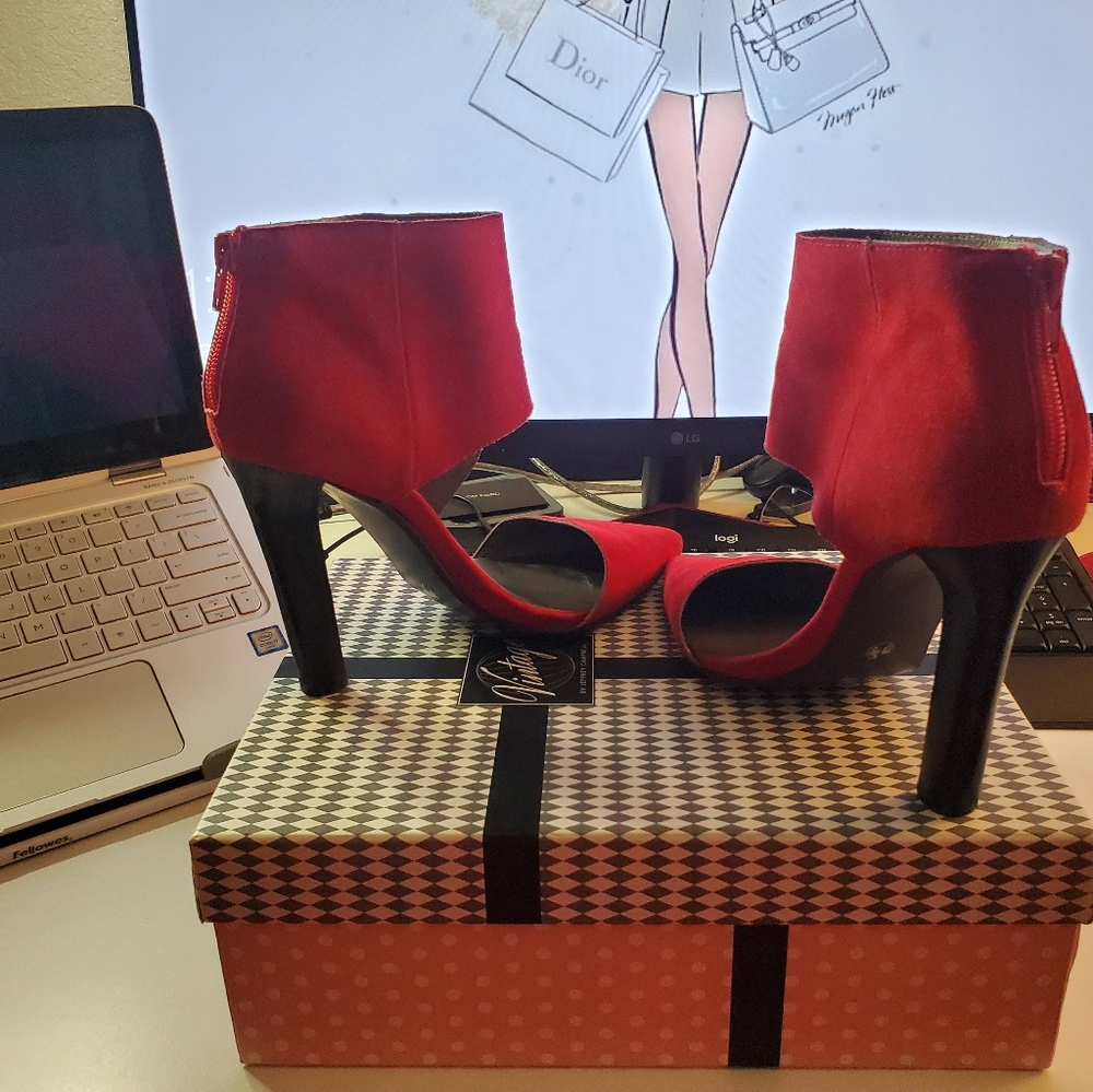 Jeffrey Campbell's Vintage Shoes - 7.5 - Red Suade w/ Blk Heel